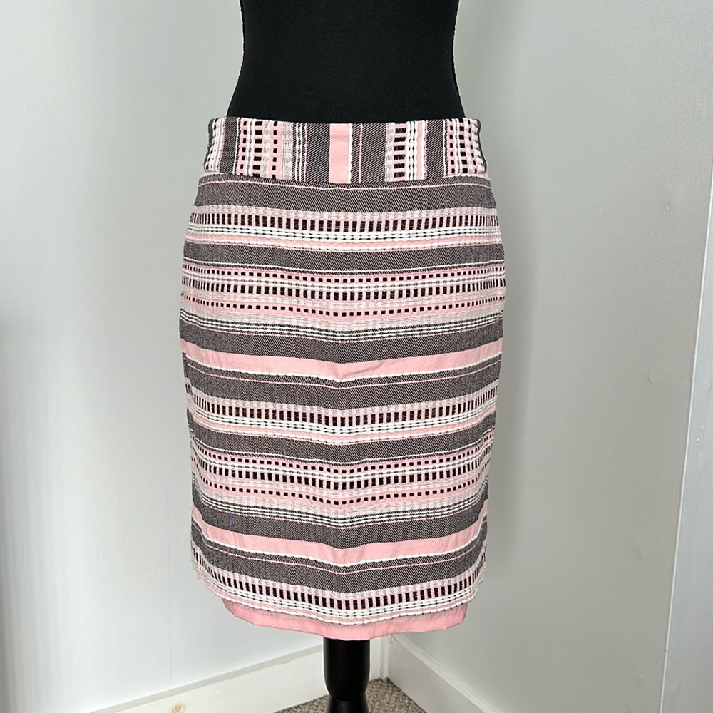 Loft Pink & Black Pencil Skirt, size 6